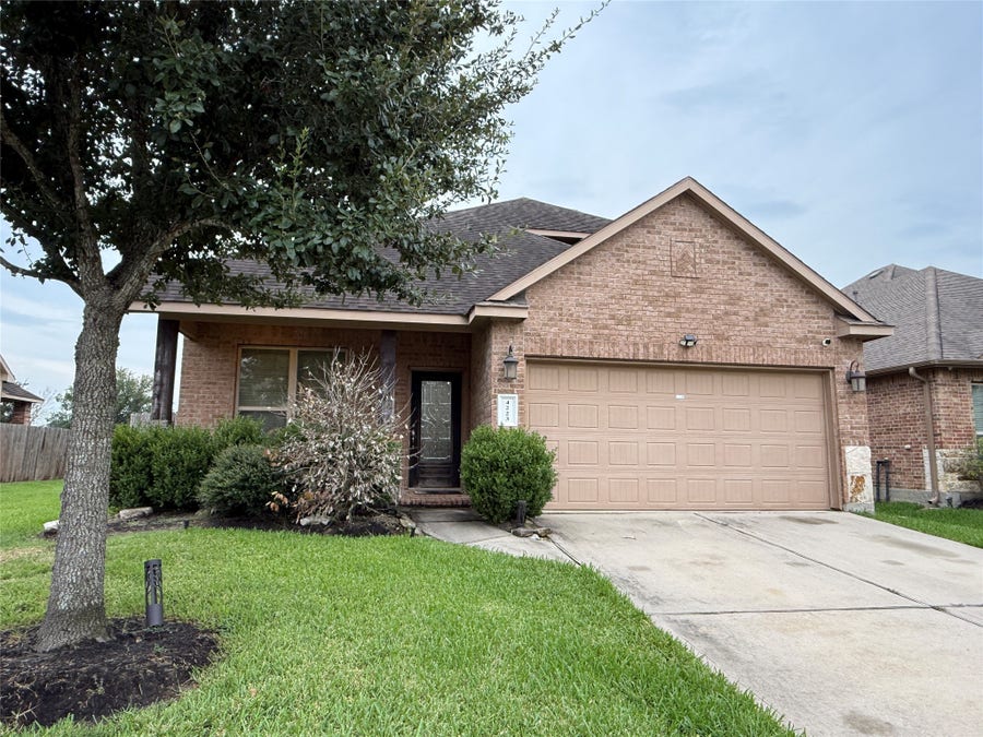 Property photo for 4223 Fenetre Forest Street, Katy, TX