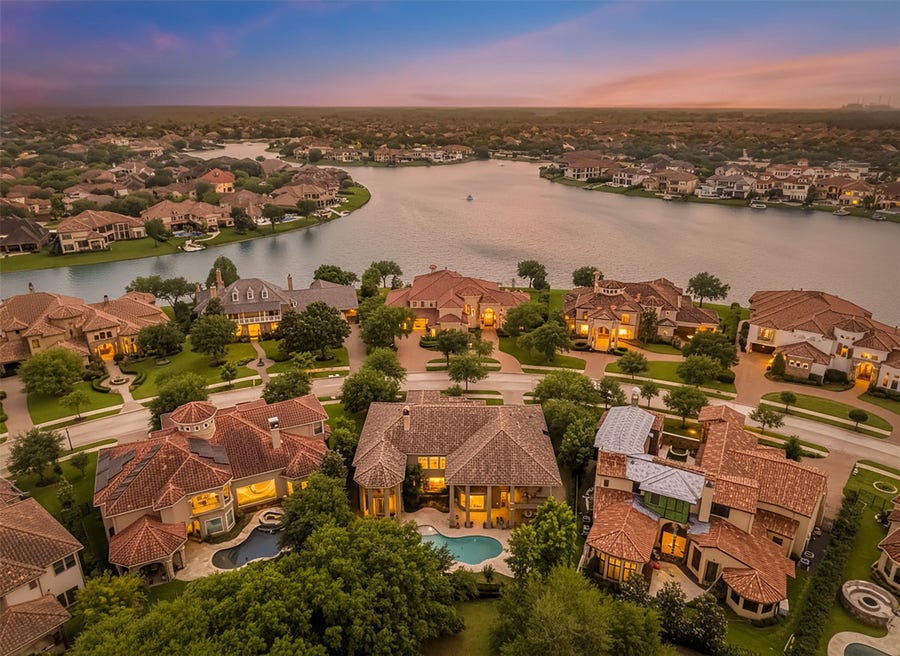 Property photo for 19 Miramar Heights Circle, Sugar Land, TX