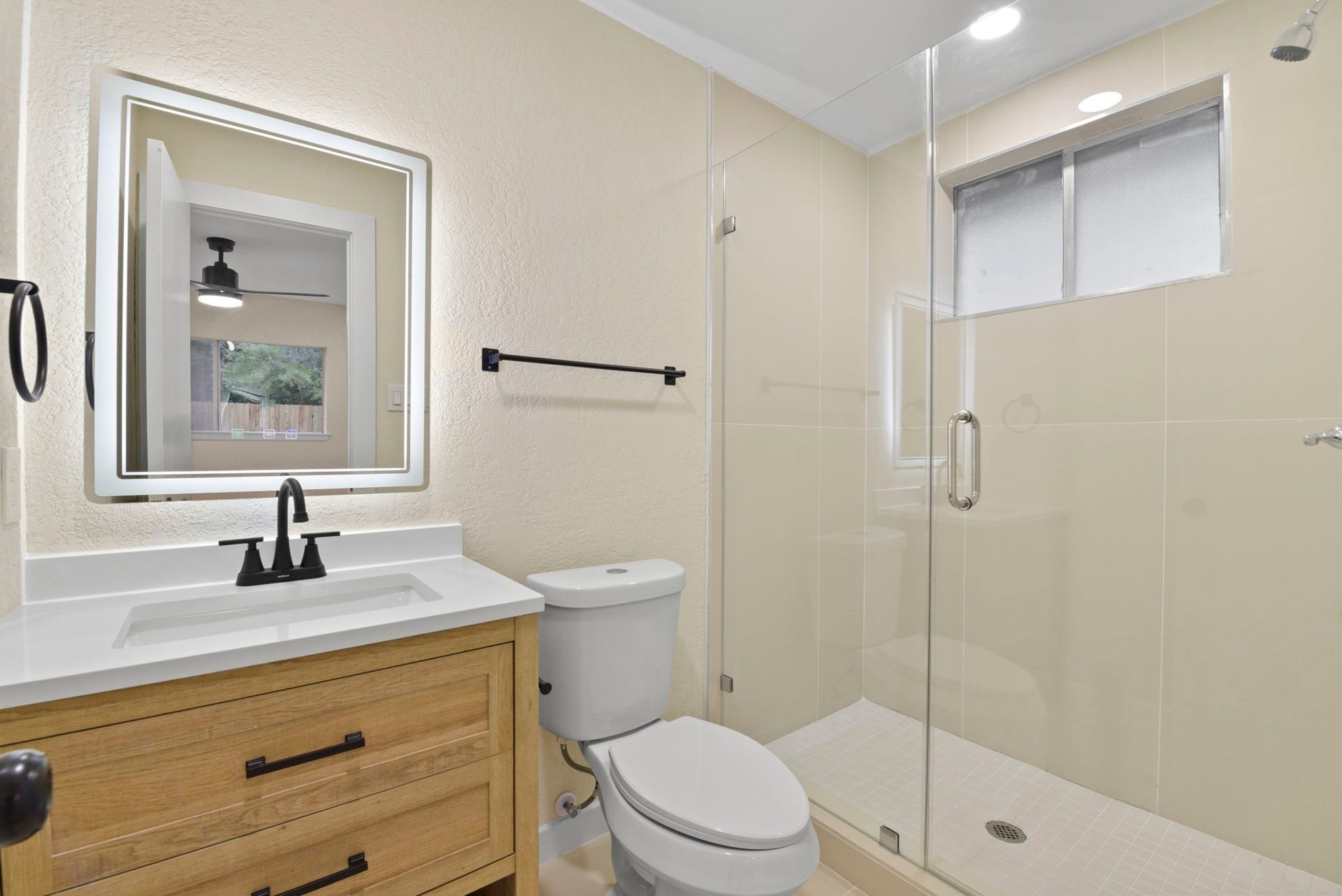2322 Aprilmont Drive, Sugar Land, TX 77498 2322 Aprilmont Drive, Sugar Land, TX 77498