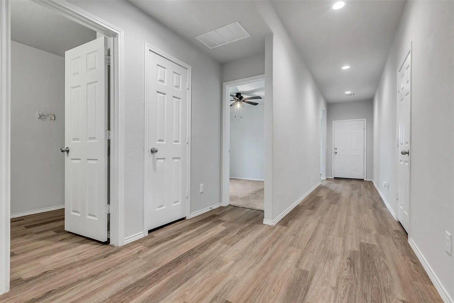 4238 Stuebner Hill Drive, Houston, TX 77068 4238 Stuebner Hill Drive, Houston, TX 77068