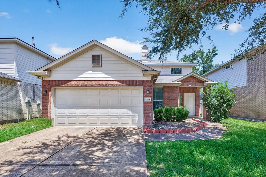 Property photo for 16618 Pademelon Drive, Sugar Land, TX
