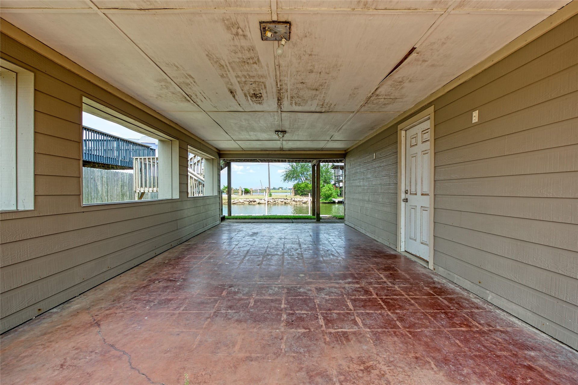 114 Bayou Vista Drive, Hitchcock, TX 77563 114 Bayou Vista Drive, Hitchcock, TX 77563