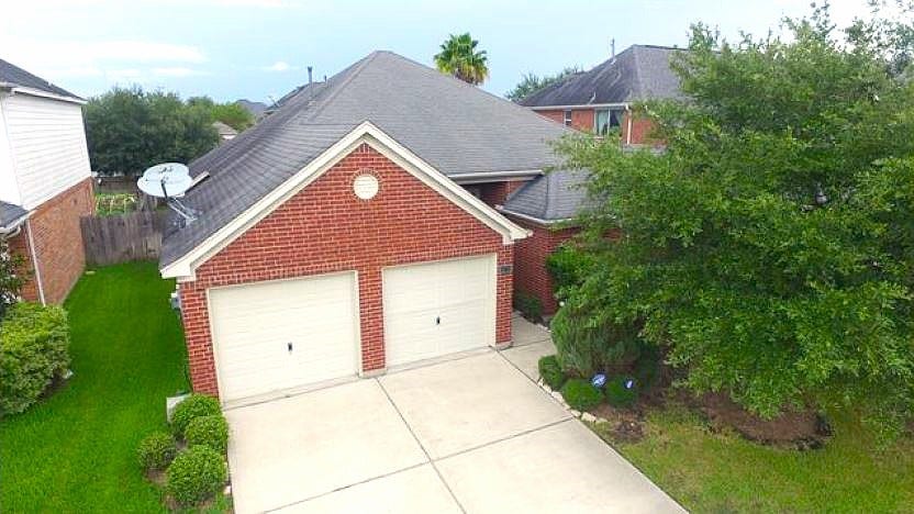 Property photo for 21710 Grand Hollow Lane, Katy, TX