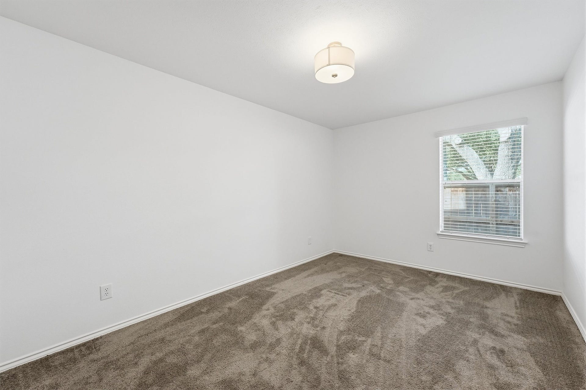 2227 Ridgefield Park Lane, Richmond, TX 77469 Secondary Bedroom 2
