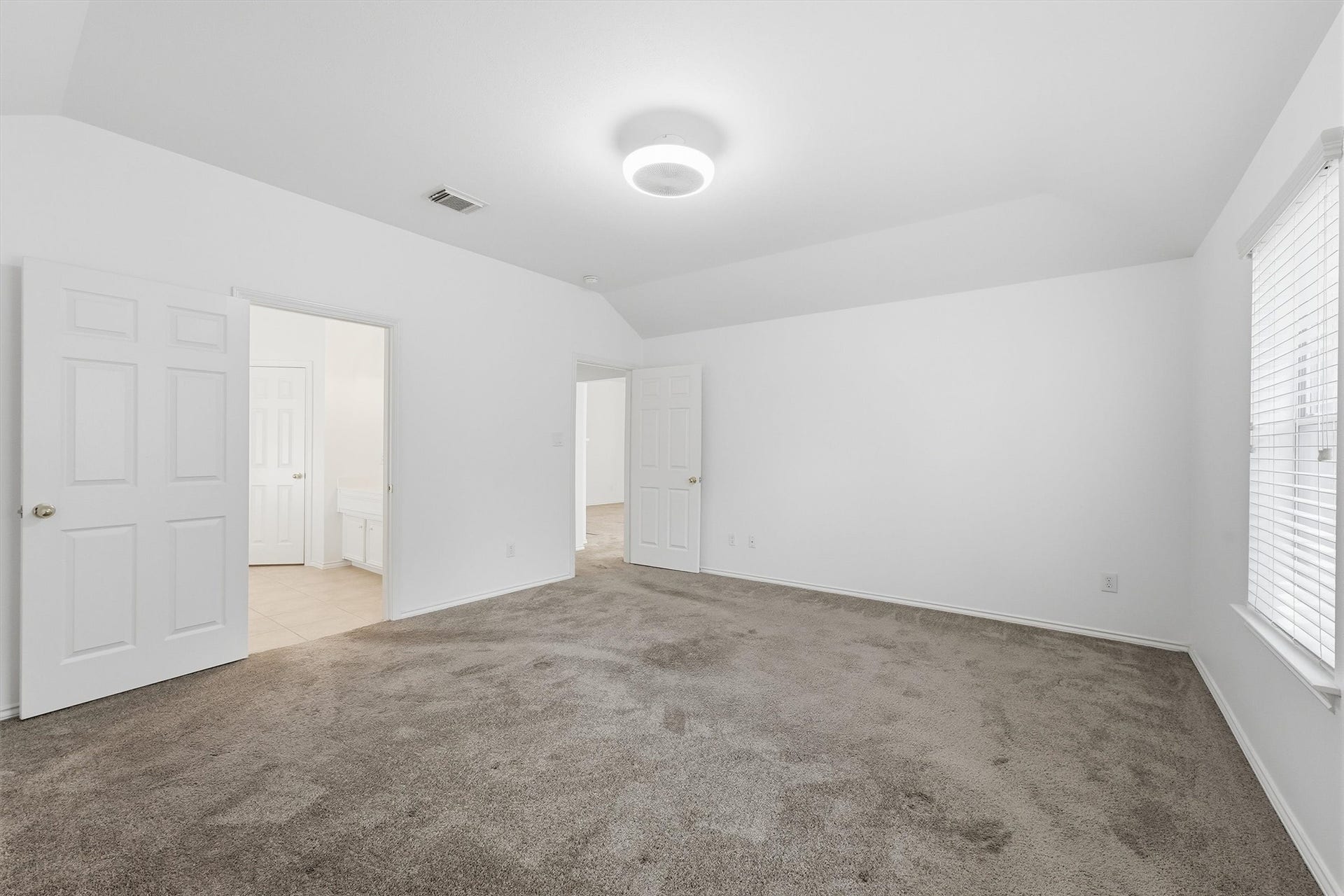 2227 Ridgefield Park Lane, Richmond, TX 77469 Primary Bedroom