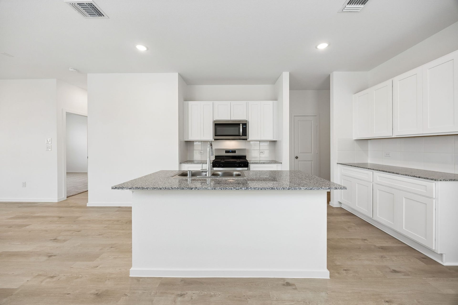 23031 Daftmill, Waller, TX 77484