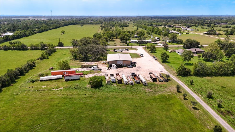 Property photo for 13500 Bohemian Hall Road, Crosby, TX
