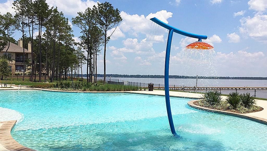18015 Svensson Slade Lane, Houston, TX 77044 Awesome community pool overlooking lake houston.
