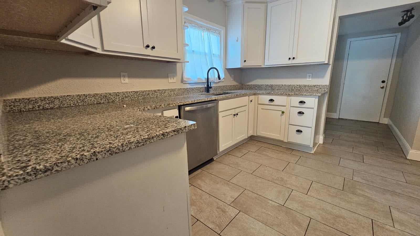 4405 Alice Street, Houston, TX 77021 4405 Alice Street, Houston, TX 77021