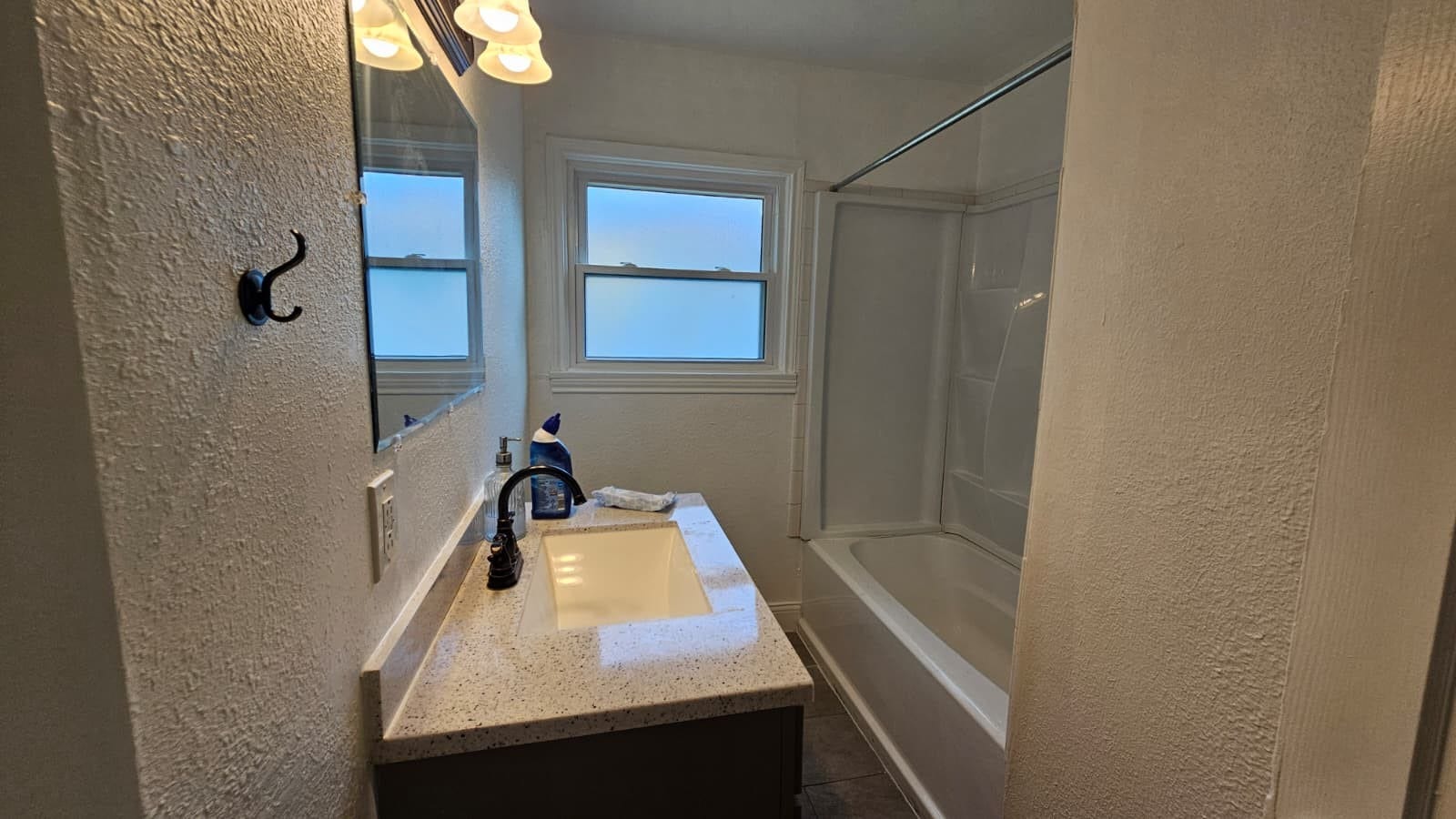 4405 Alice Street, Houston, TX 77021 4405 Alice Street, Houston, TX 77021