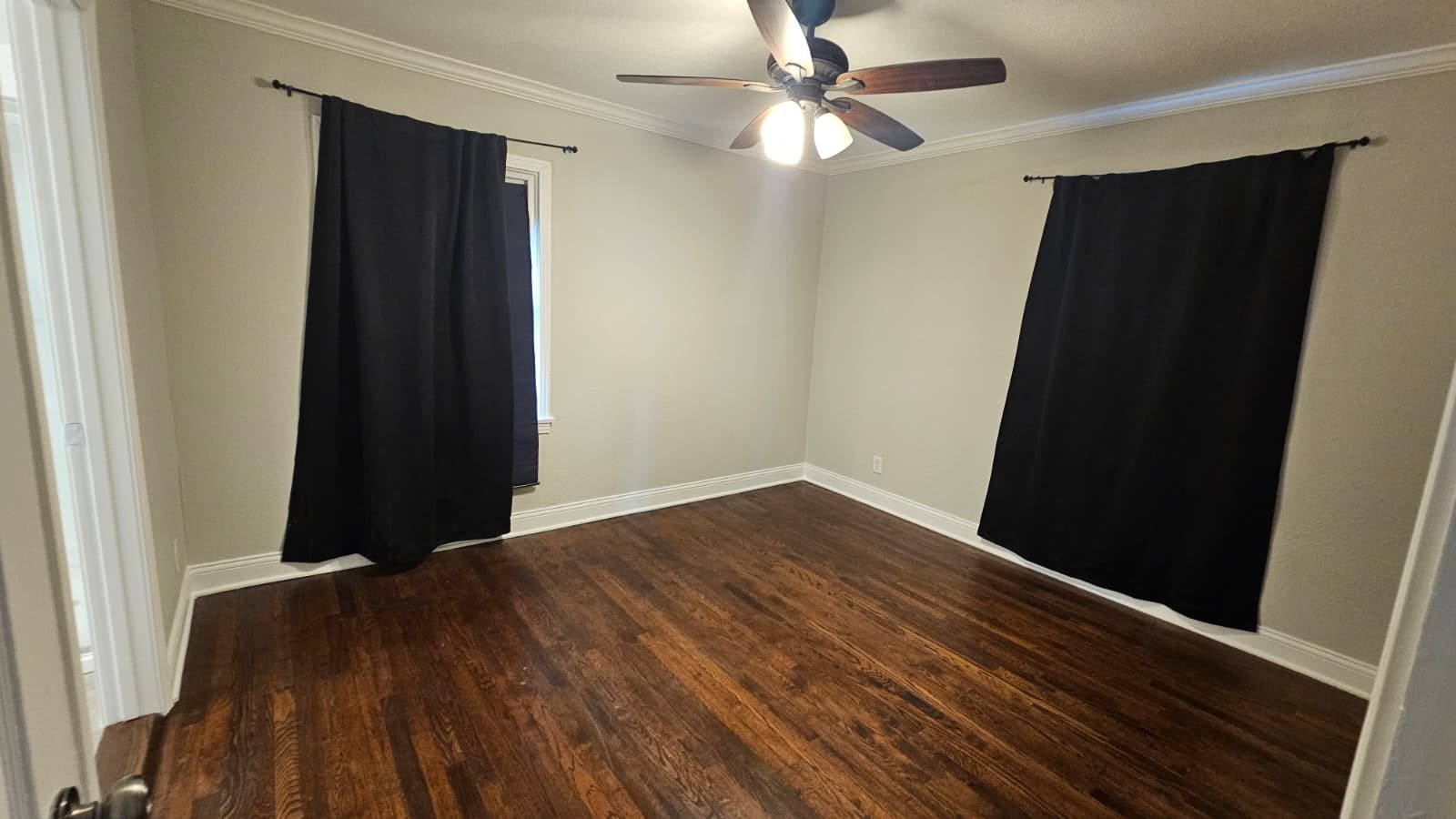 4405 Alice Street, Houston, TX 77021 4405 Alice Street, Houston, TX 77021