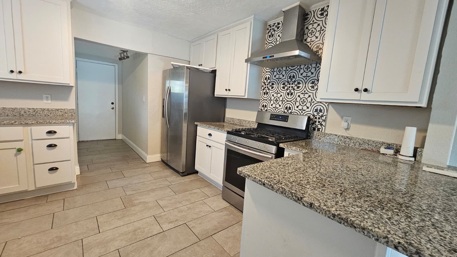 4405 Alice Street, Houston, TX 77021 4405 Alice Street, Houston, TX 77021