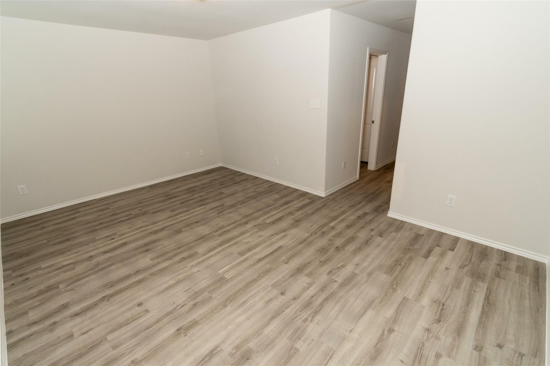Photos may be representative of the floor plan and not the exact home. Finishes, layout, and features of the actual property for lease may vary.