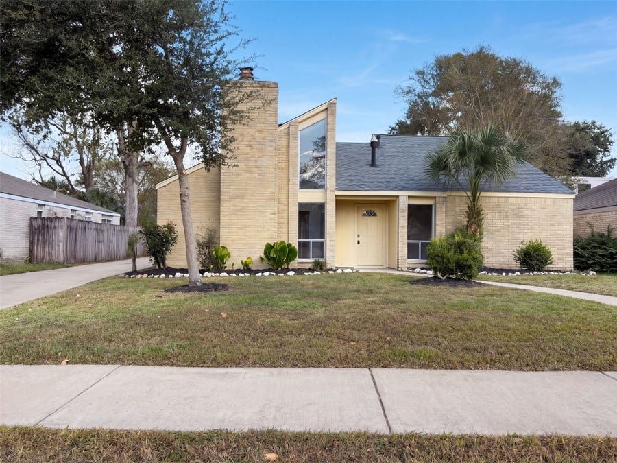 Property photo for 15803 Dunmoor Drive, Houston, TX