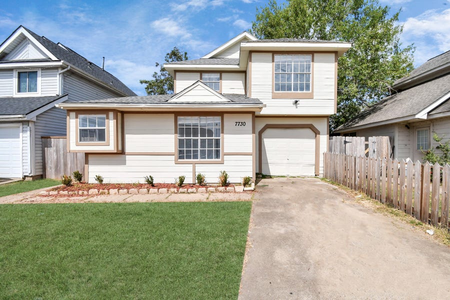 Property photo for 7730 Sign Street, Missouri City, TX
