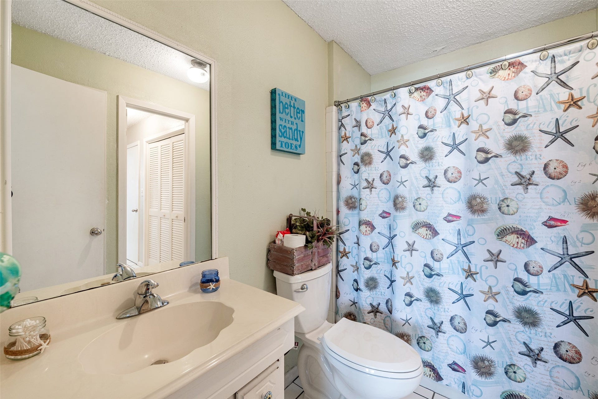 1426 Tiki Drive, Tiki Island, TX 77554 1426 Tiki Drive, Tiki Island, TX 77554