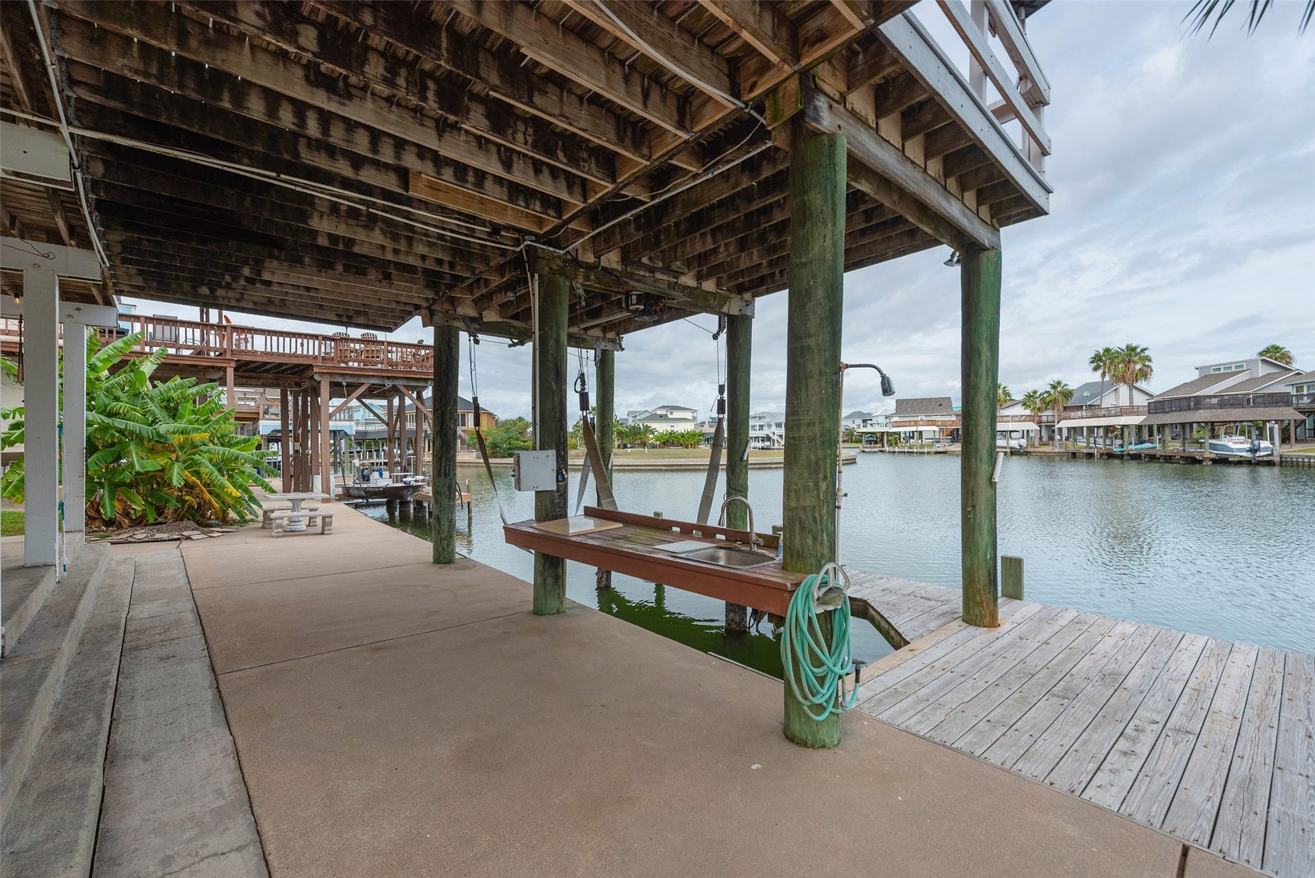 1426 Tiki Drive, Tiki Island, TX 77554 1426 Tiki Drive, Tiki Island, TX 77554
