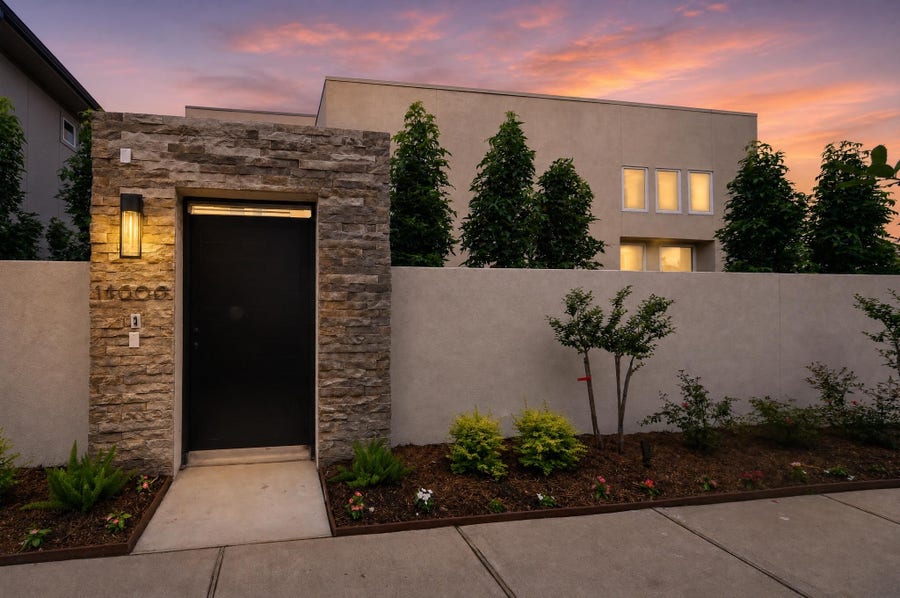 Property photo for 11606 Royal Parkside Place, Houston, TX