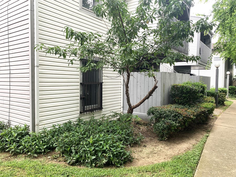 Property photo for 7200 Clarewood Drive, #1904, Houston, TX