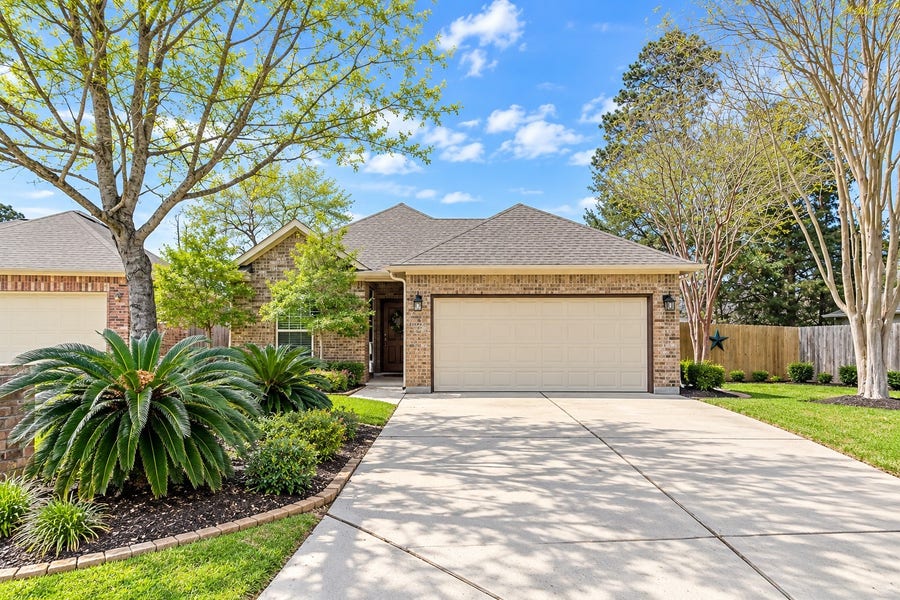 Property photo for 12991 Shady Grove Lane, Montgomery, TX