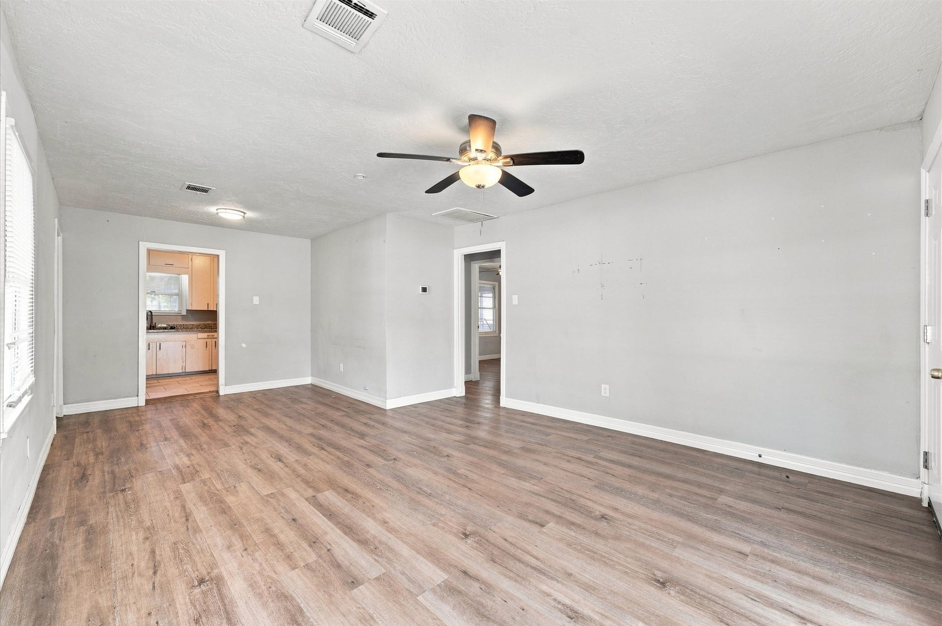 409 Alastair Drive, Pasadena, TX 77506 409 Alastair Drive, Pasadena, TX 77506