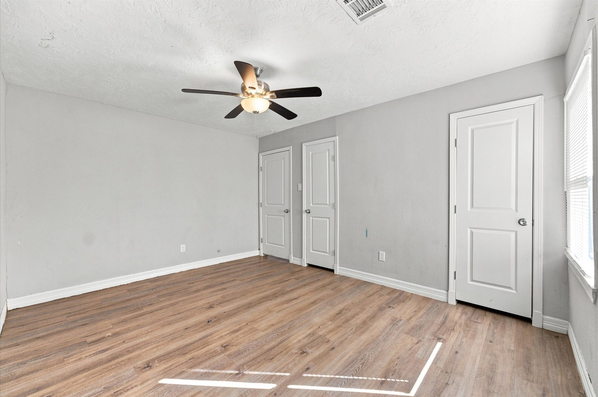 409 Alastair Drive, Pasadena, TX 77506 409 Alastair Drive, Pasadena, TX 77506
