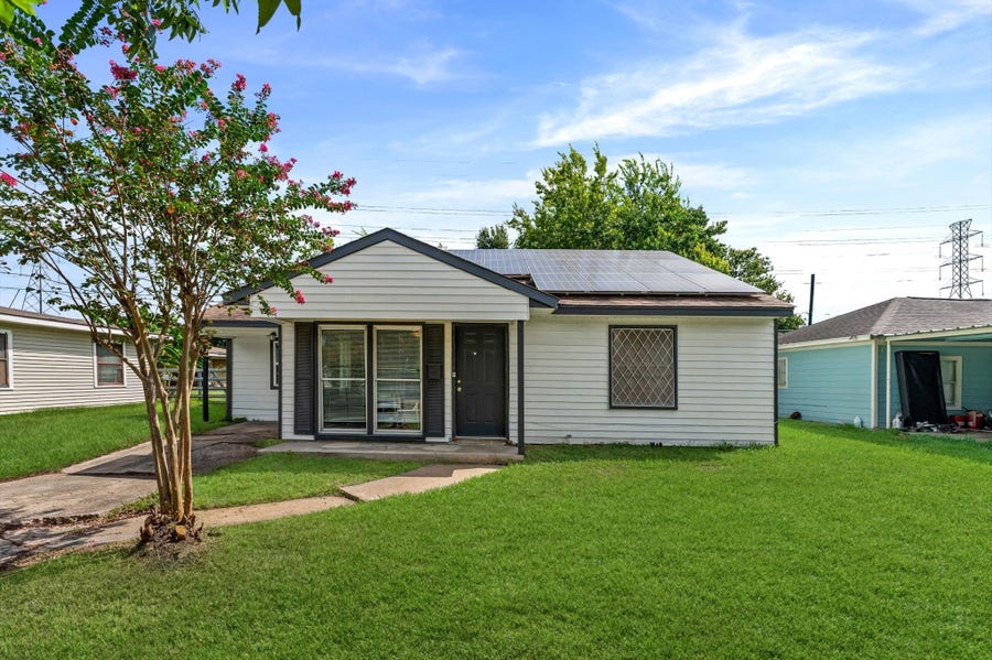 Property photo for 409 Alastair Drive, Pasadena, TX