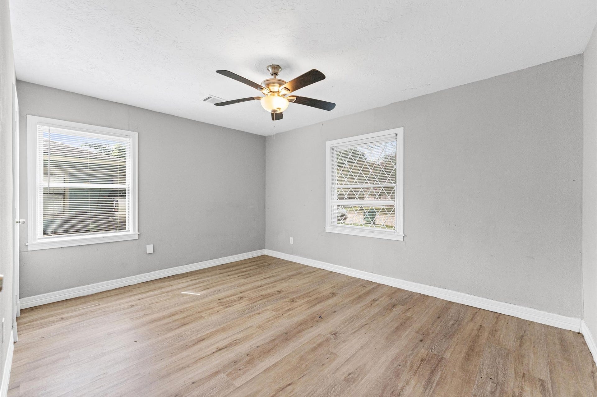 409 Alastair Drive, Pasadena, TX 77506 409 Alastair Drive, Pasadena, TX 77506