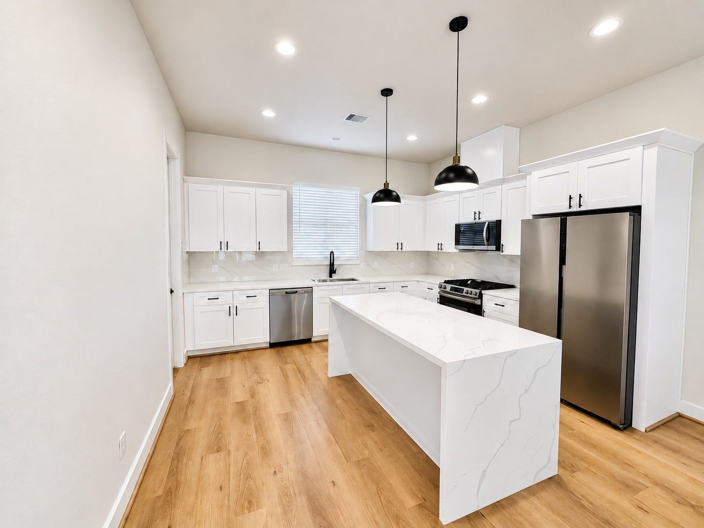 1809 Brooks Street, Houston, TX 77026 1809 Brooks Street, Houston, TX 77026