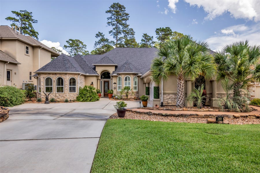 Property photo for 348 W Pines Drive, Montgomery, TX