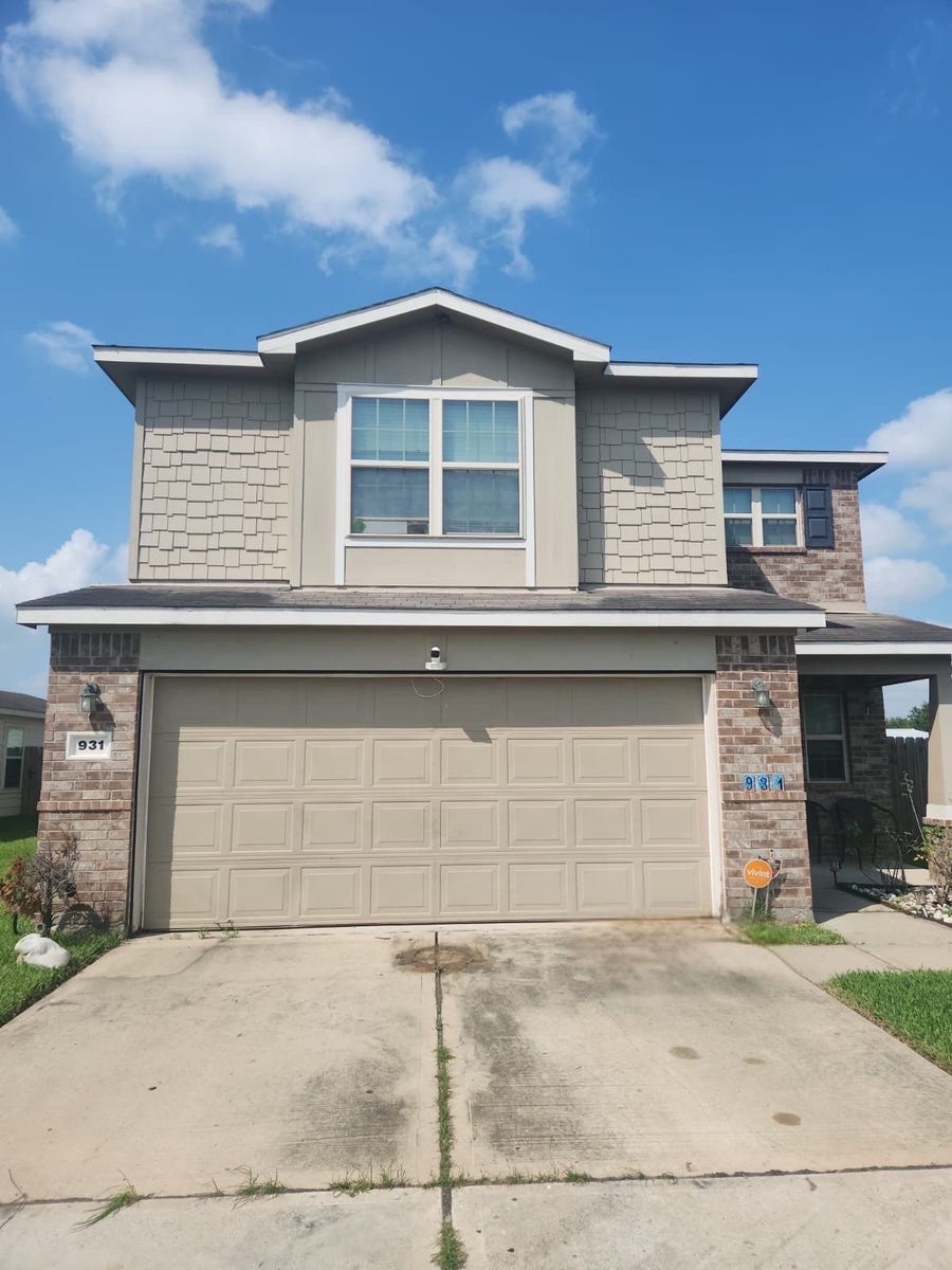 Property photo for 931 Salado Slough Lane, Rosenberg, TX