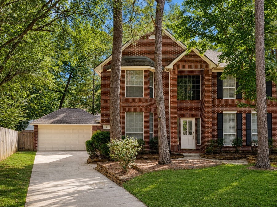 Property photo for 2 Wind Harp Place, The Woodlands, TX