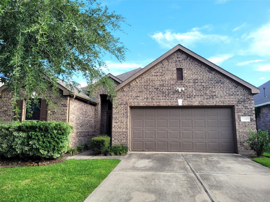 Property photo for 24015 Buffalo Cove Lane, Katy, TX