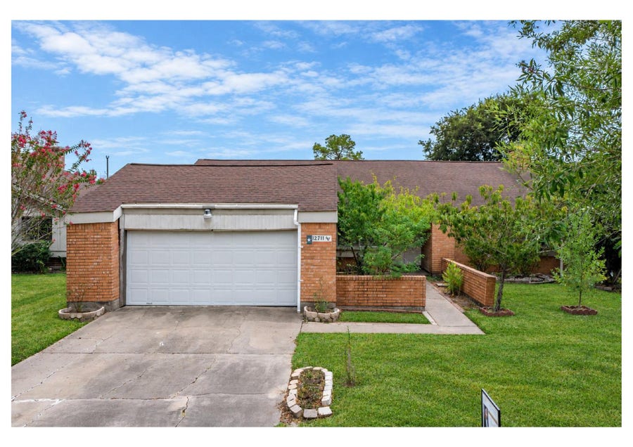 Property photo for 12711 Villawood Lane, Houston, TX