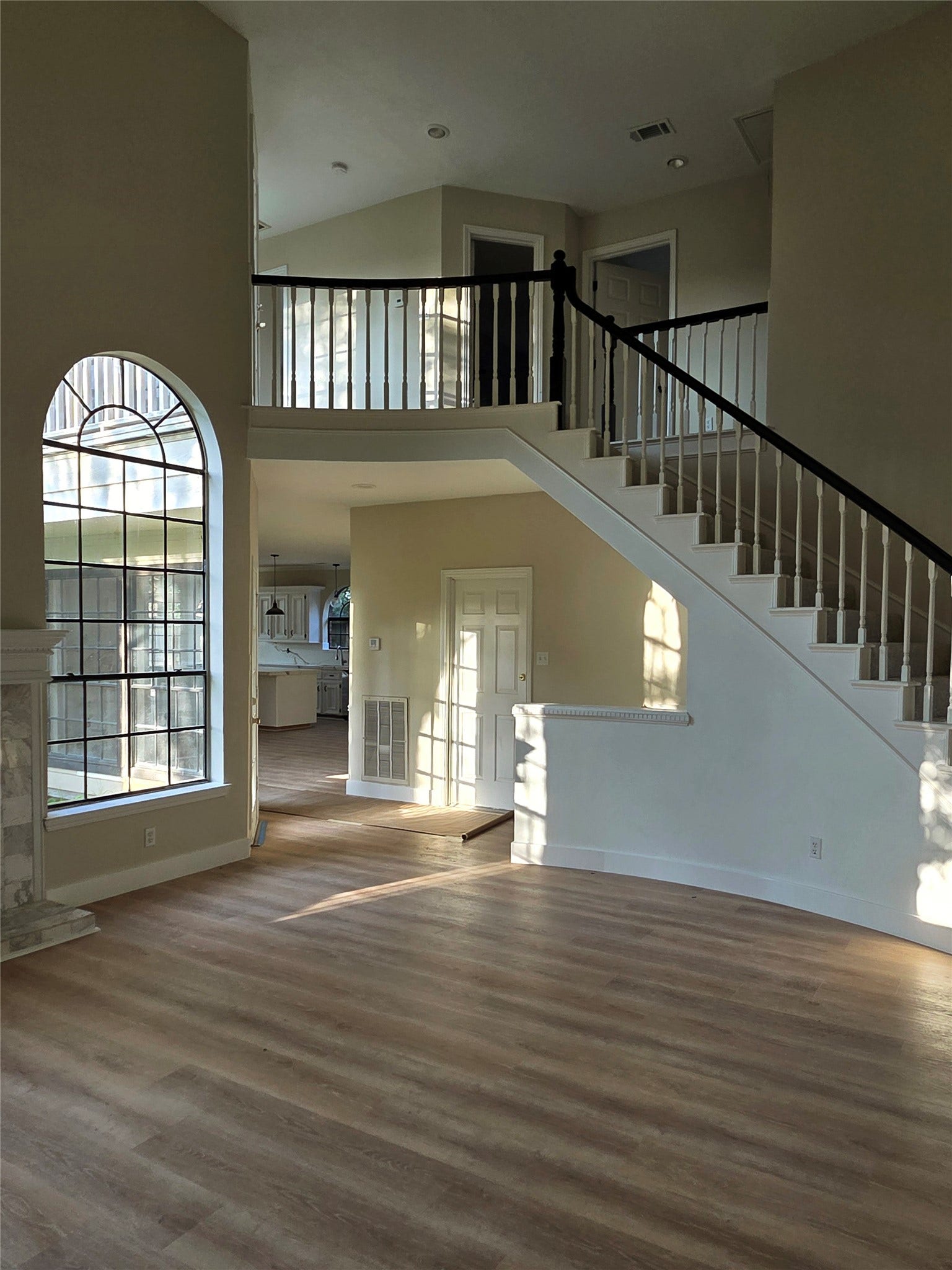 414 Mill Place CT, Sugar Land, TX 77498 Sideview of staircase from living room.