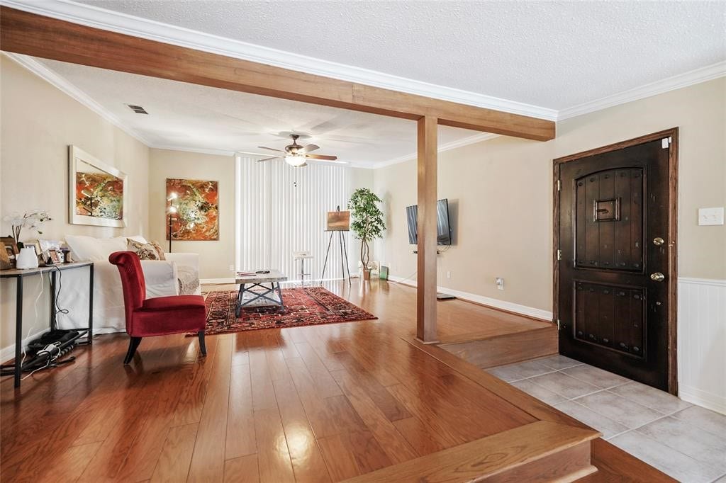5238 Memorial Drive, Houston, TX 77007