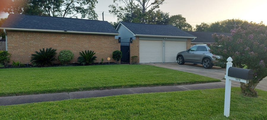 Property photo for 1618 Thornbrook Drive, Missouri City, TX