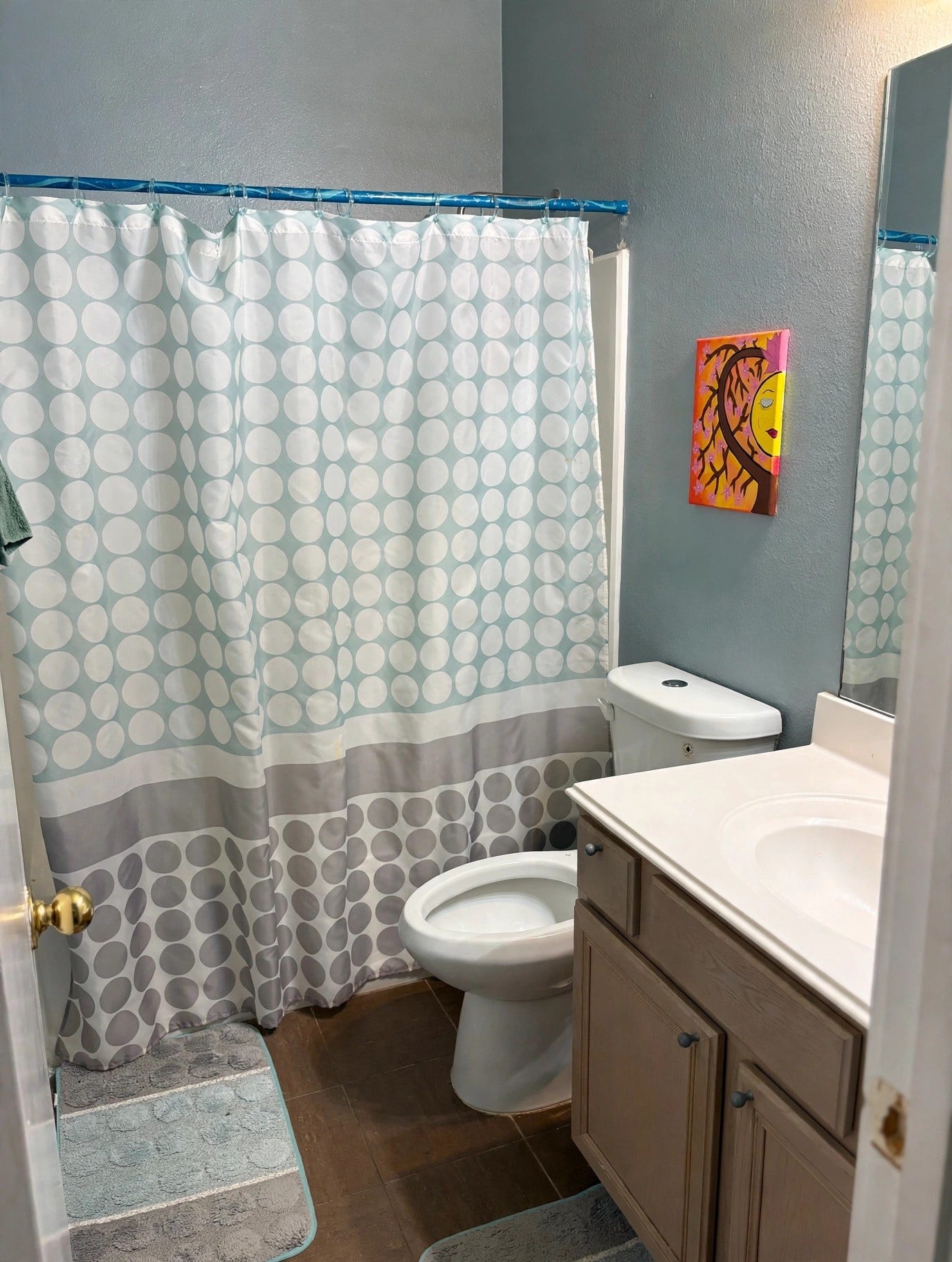 11821 Longwood Garden Way Way, Houston, TX 77047 Personal Restroom For Tenant.