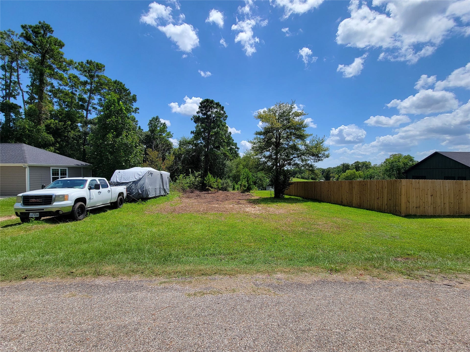 0 Tri Lakes Rd, Montgomery, TX 77316 Front of lot- Car/trailer has since been removed