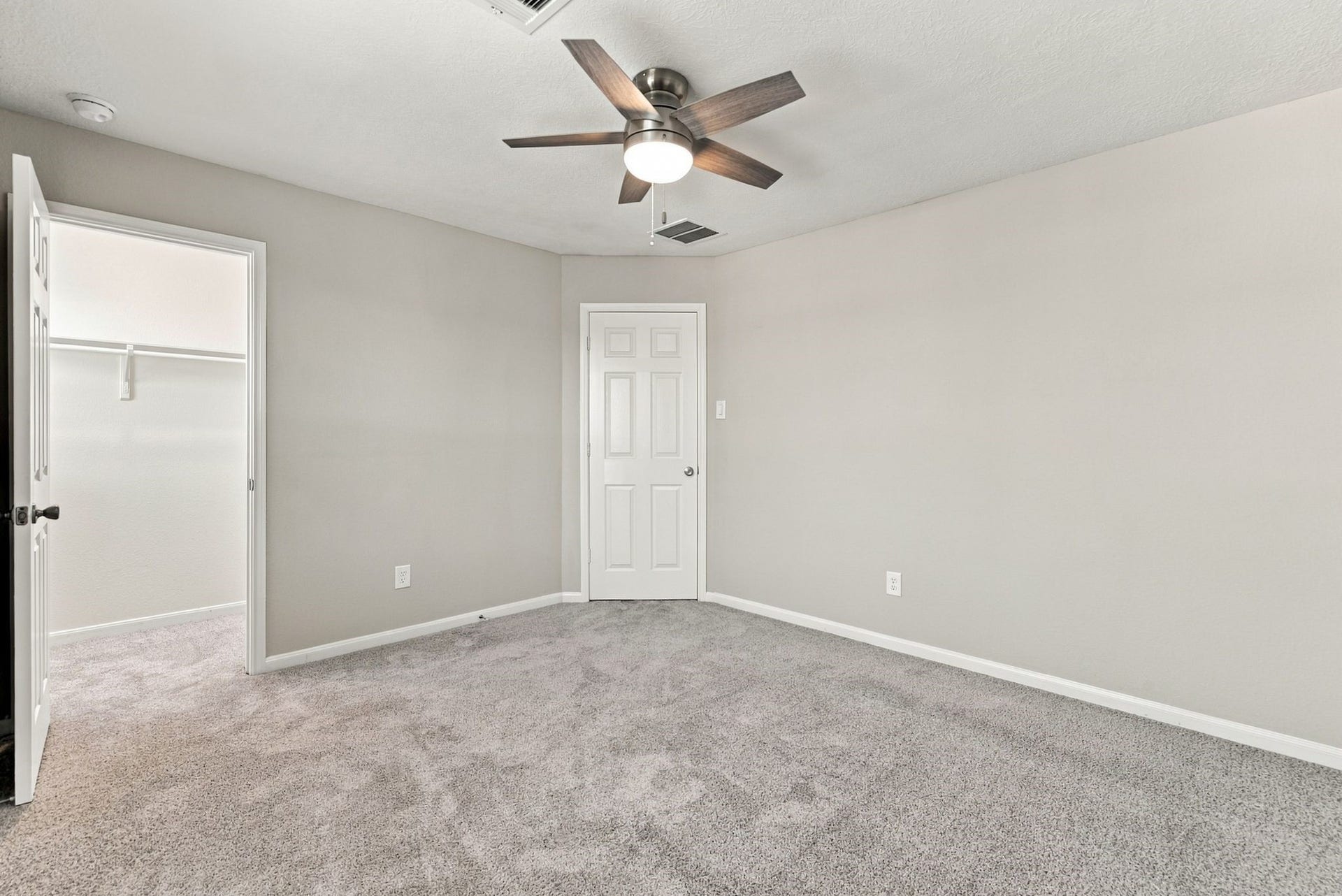 13050 Chestnut Stream Trail, Houston, TX 77070 13050 Chestnut Stream Trail, Houston, TX 77070