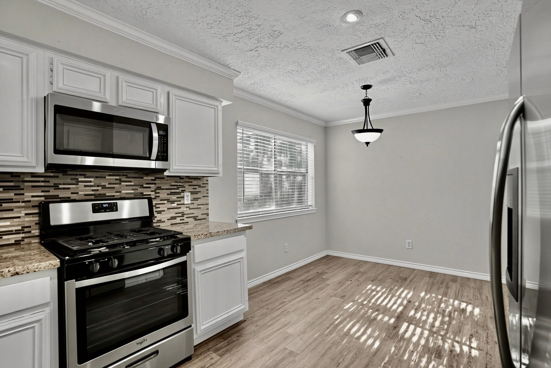 141 W Woodstock Circle Drive, The Woodlands, TX 77381 141 W Woodstock Circle Drive, The Woodlands, TX 77381
