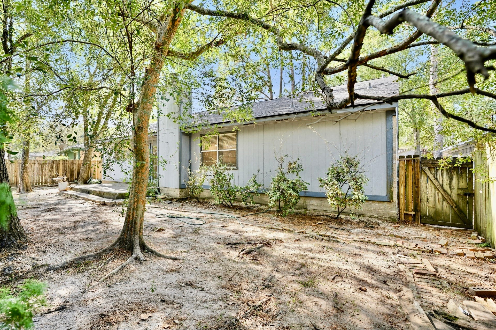141 W Woodstock Circle Drive, The Woodlands, TX 77381 141 W Woodstock Circle Drive, The Woodlands, TX 77381