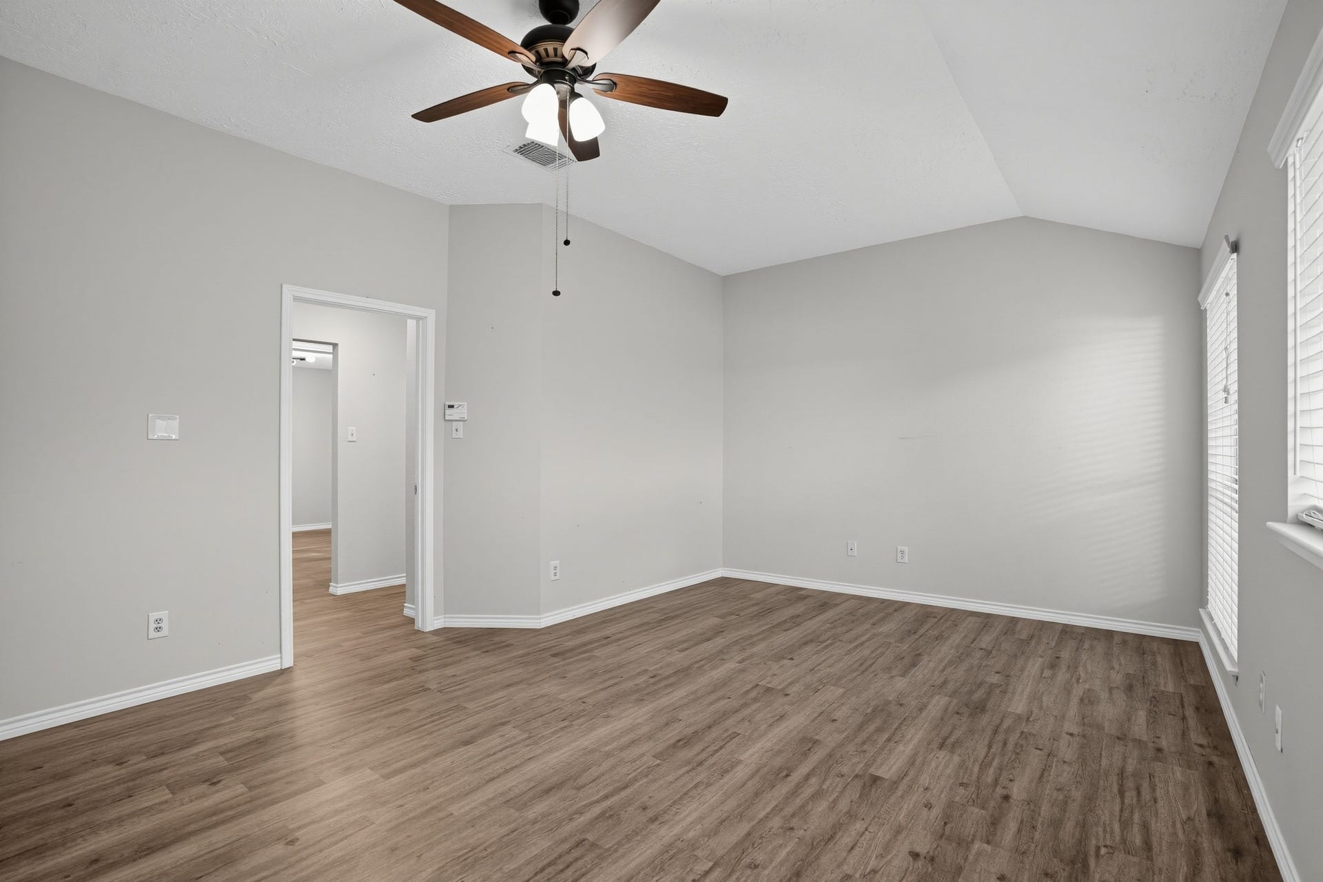 141 W Woodstock Circle Drive, The Woodlands, TX 77381 141 W Woodstock Circle Drive, The Woodlands, TX 77381