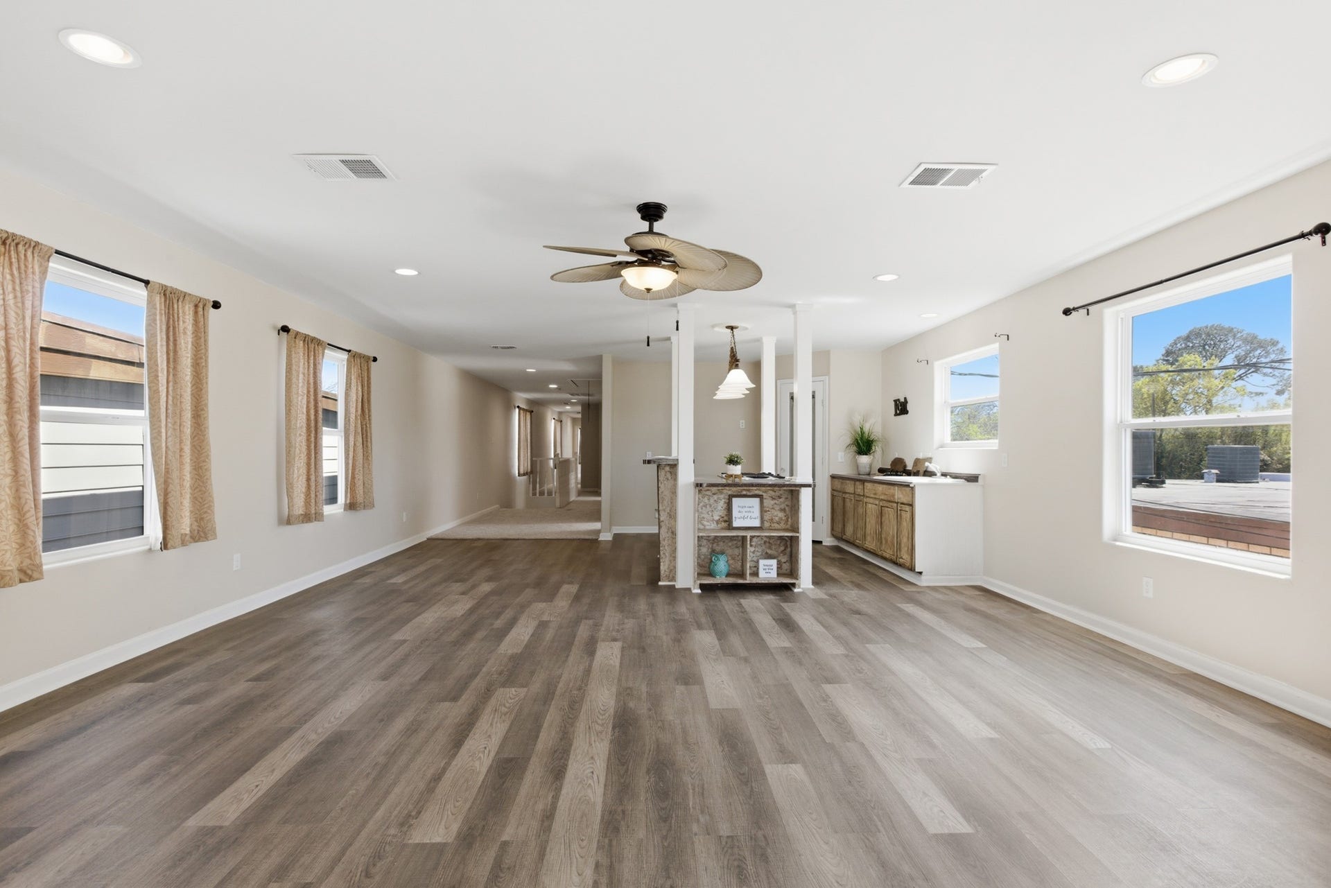 313 Grand Avenue, Bacliff, TX 77518 313 Grand Avenue, Bacliff, TX 77518