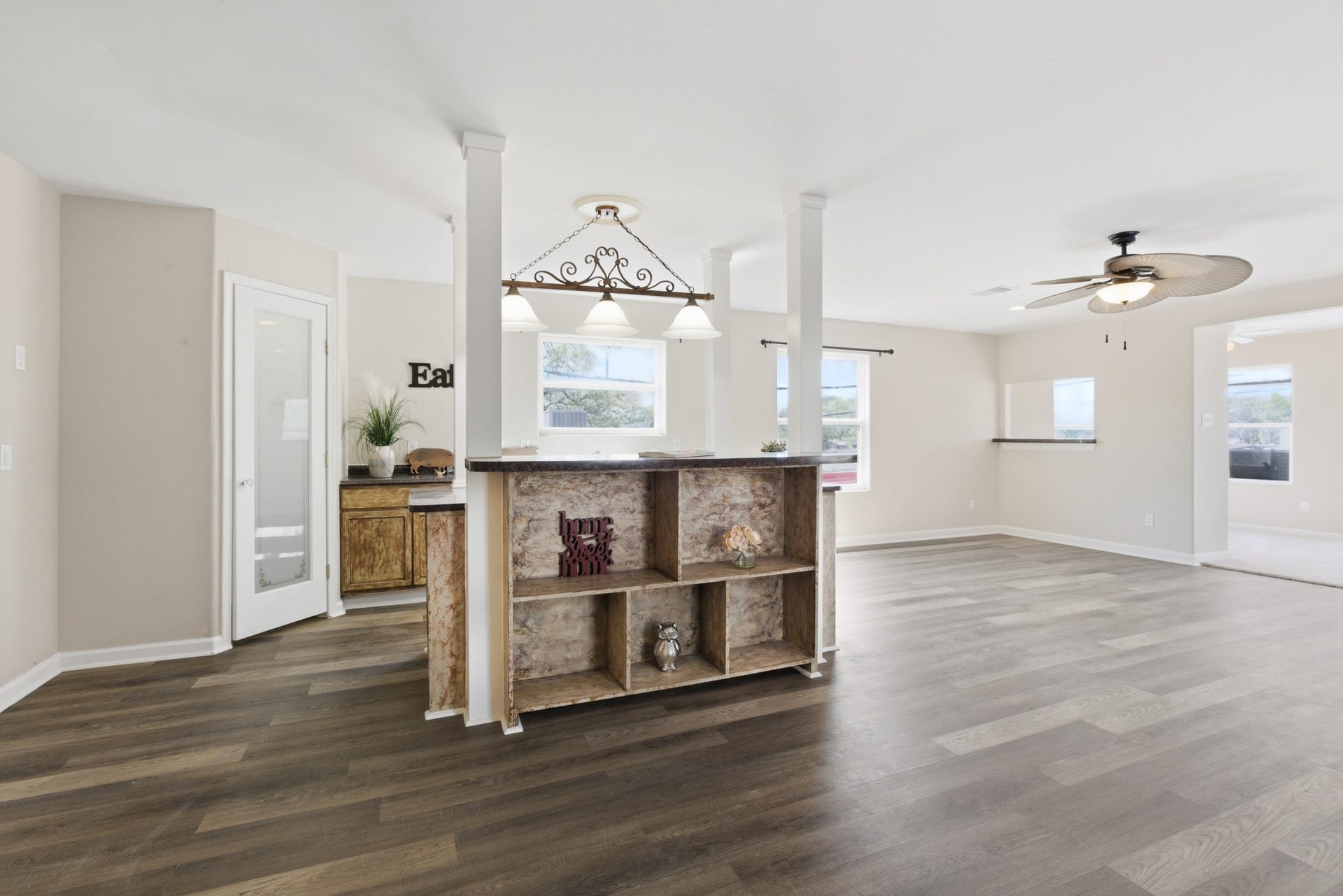 313 Grand Avenue, Bacliff, TX 77518 313 Grand Avenue, Bacliff, TX 77518