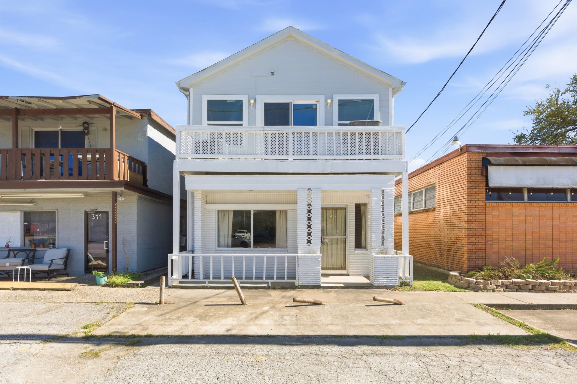 313 Grand Avenue, Bacliff, TX 77518 313 Grand Avenue, Bacliff, TX 77518