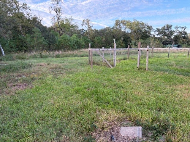 7094 County Road 3, Sweeny, TX 77480 7094 County Road 3, Sweeny, TX 77480