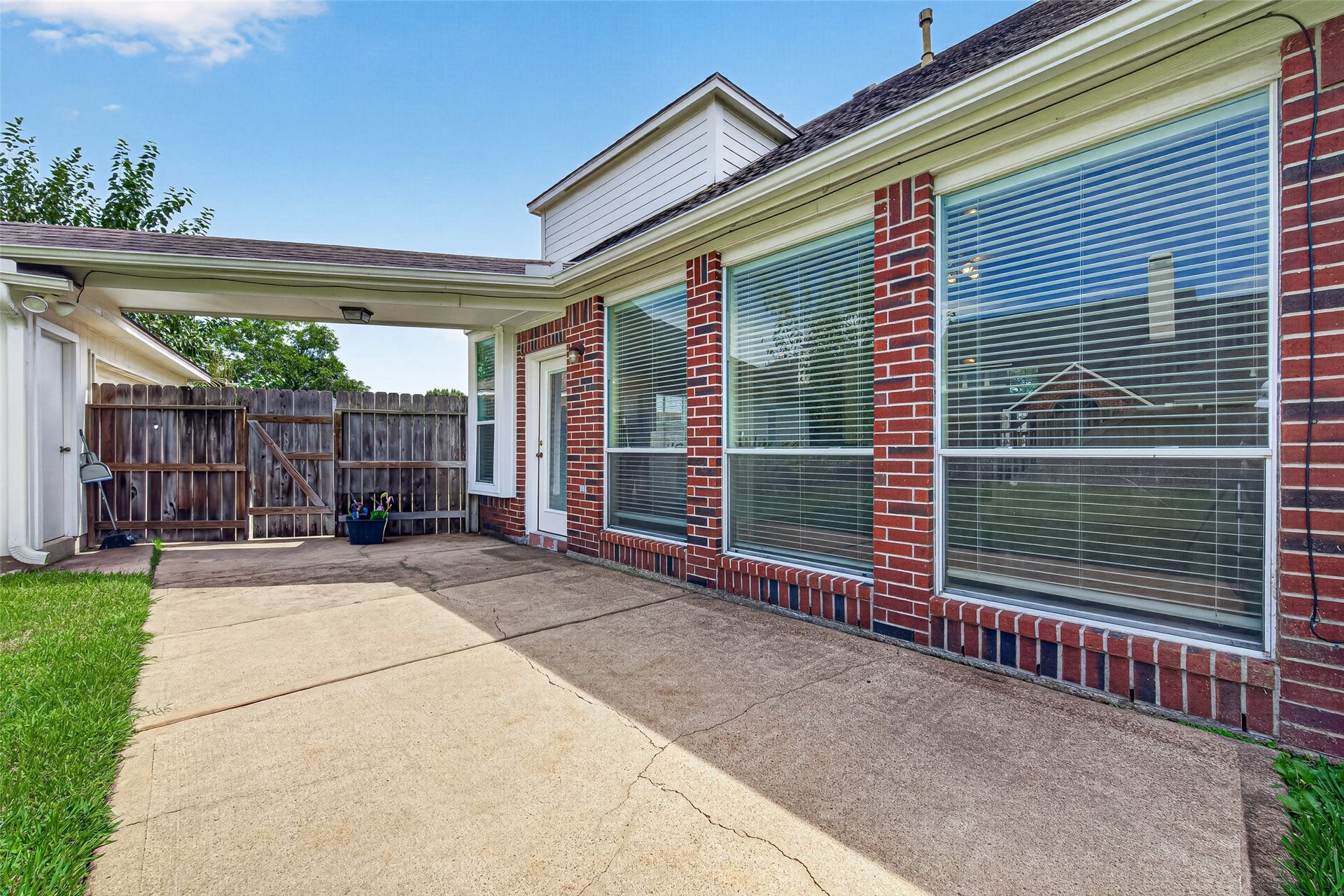 1711 Emma Cove Court, Sugar Land, TX 77479 1711 Emma Cove Court, Sugar Land, TX 77479