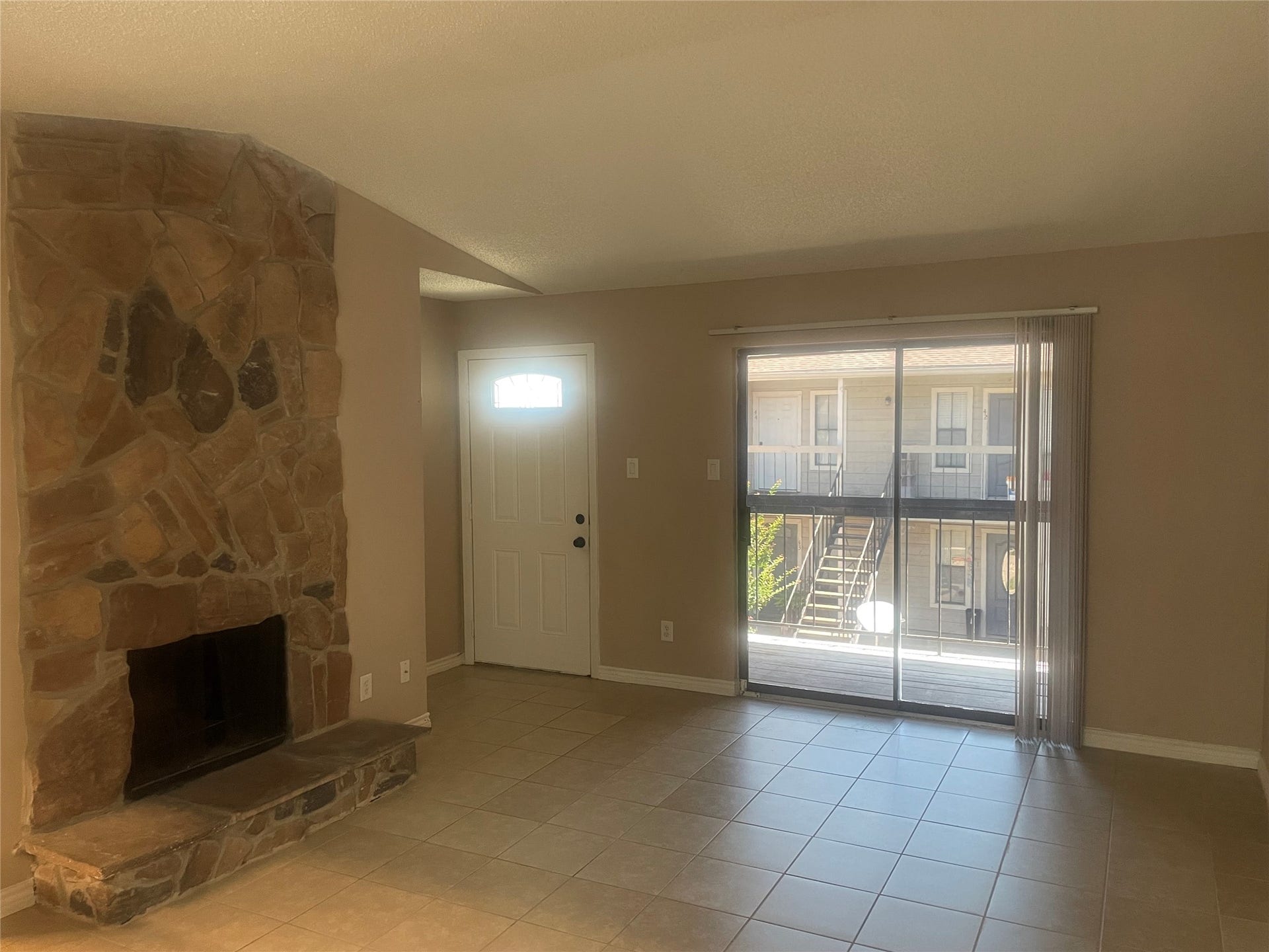 17331 Red Oak Drive, #48, Houston, TX 77090 17331 Red Oak Drive, #48, Houston, TX 77090