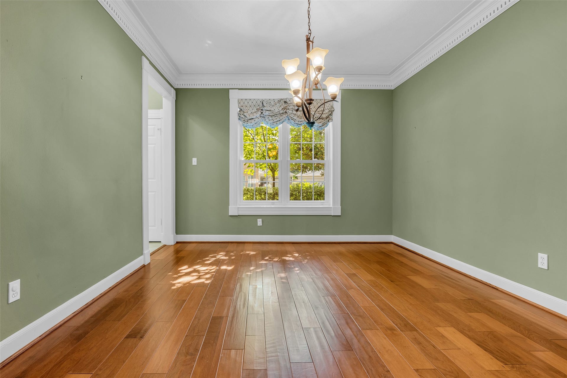 5907 Rocky Brook Drive, Houston, TX 77345 5907 Rocky Brook Drive, Houston, TX 77345